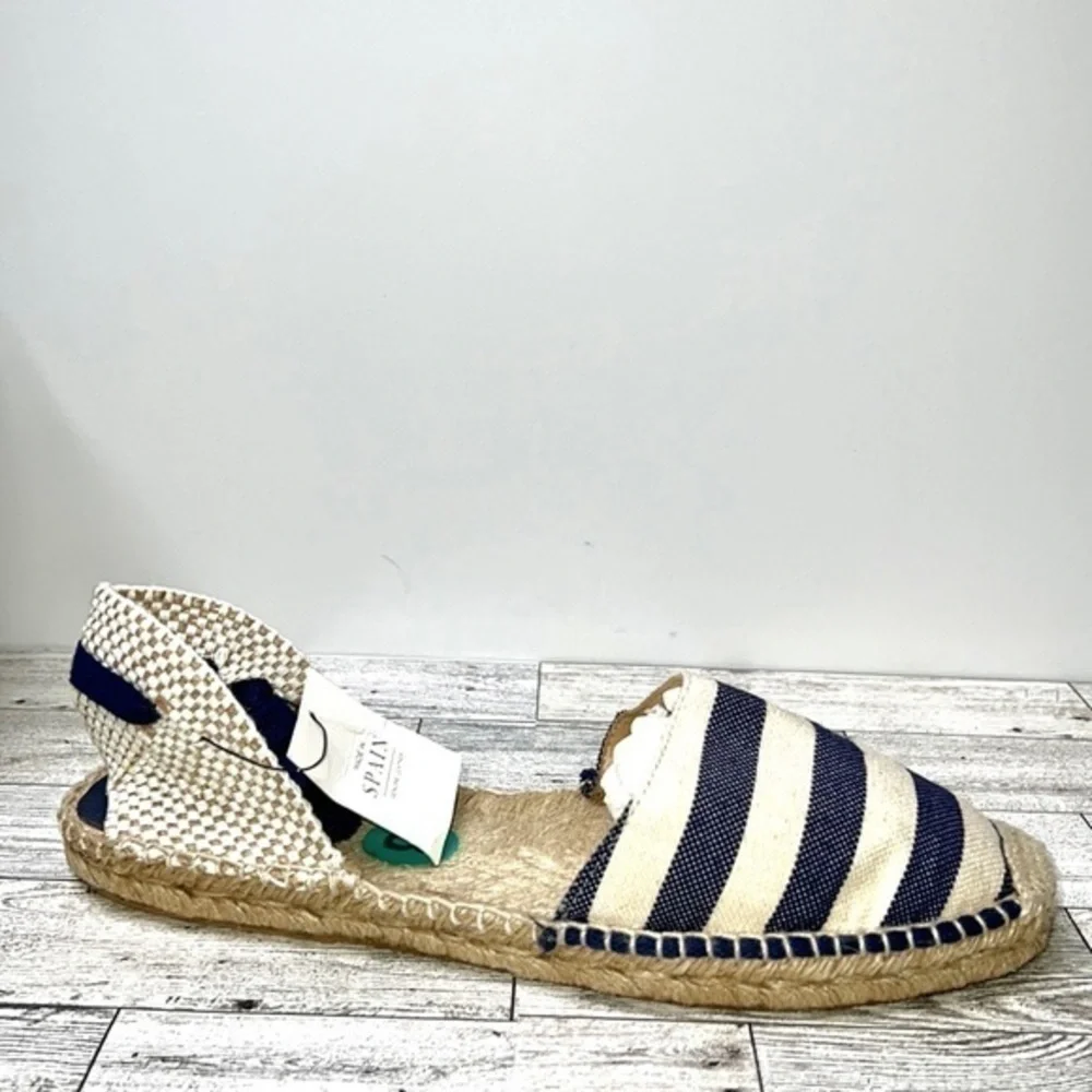 Romena Blue and Cream Stripe Espadrilles Size 8 NWT